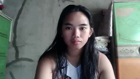 lovely_marie572336 online show from April 2026 12:33:01 AM