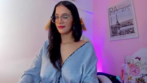Snapshot of lovely_oliviaa chatting on August 2026 12:18:01 PM Olivia online show from August 2026 12:18:01 PM