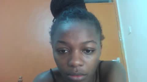 Lovely yvonne online show from October 2025 08:50:02 PM