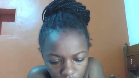 Lovely yvonne online show from October 2025 09:01:01 PM