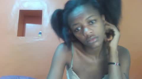 Lovely yvonne online show from October 2025 11:20:02 AM