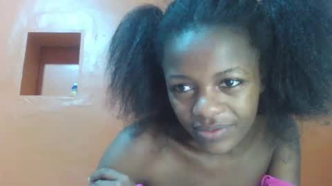 Lovely yvonne online show from October 2025 01:57:02 PM