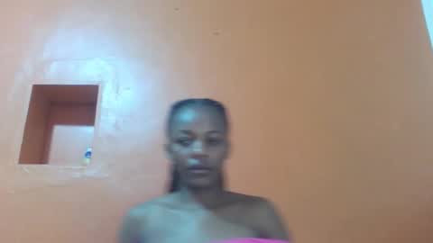 Lovely yvonne online show from November 2025 02:18:01 PM
