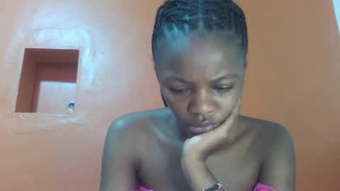 Lovely yvonne online show from November 2025 11:31:02 AM