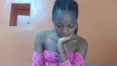 Lovely yvonne online show from November 2025 12:37:02 PM