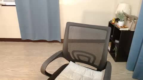 Snapshot of lovely_zoeyx chatting on March 2026 06:03:01 AM Zoey online show from March 2026 06:03:01 AM