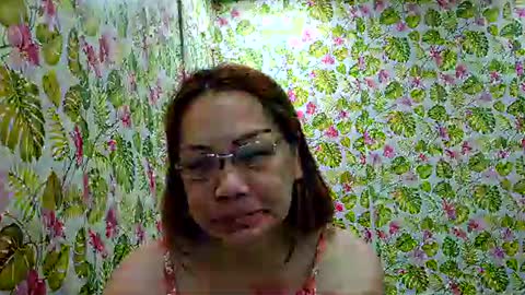Snapshot of lovelyasiancutie chatting on May 2026 08:48:02 PM lovelyasiancutie online show from May 2026 08:48:02 PM