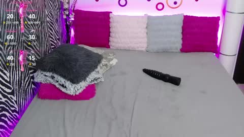    online show from February 2025 01:11:02 PM