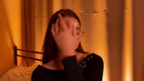 Solfiro online show from October 2025 06:46:02 PM