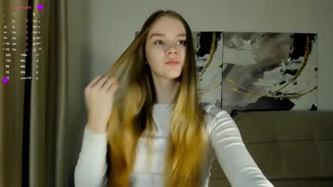 lovelygracee online show from September 2025 06:33:02 PM