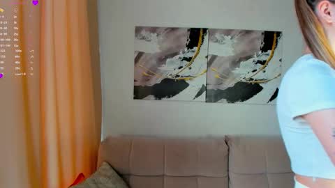 lovelygracee online show from October 2025 12:49:02 PM