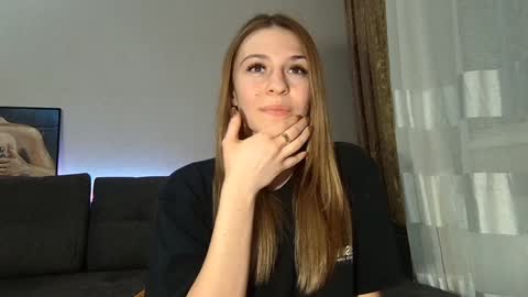 Kate only online show from February 2025 01:44:01 PM