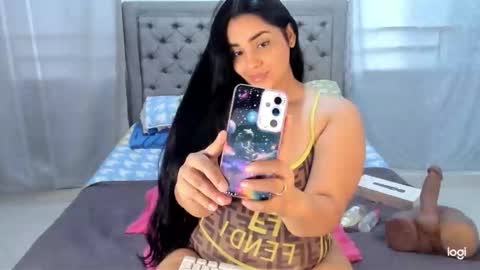 Snapshot of lovelykendall chatting on January 2025 10:34:02 PM Kendall online show from January 2025 10:34:02 PM