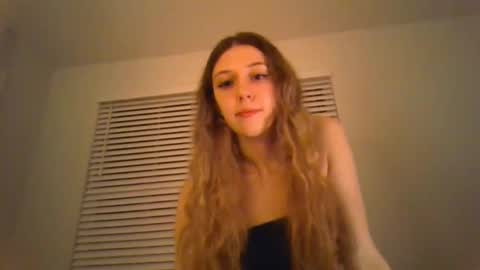 lana online show from May 2026 02:40:02 AM