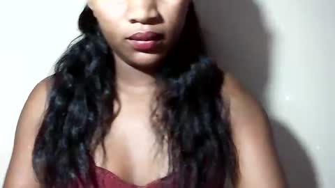Snapshot of lovelylarra chatting on July 2026 08:44:01 PM lovelylarra online show from July 2026 08:44:01 PM