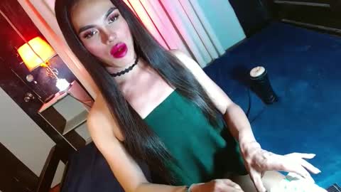 lovelymiss_shyna11 online show from February 2025 12:32:01 AM