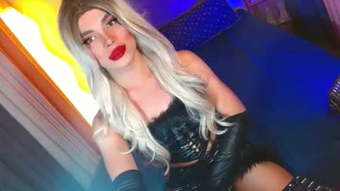 lovelymiss_shyna11 online show from March 2026 11:03:01 AM