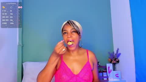 Nicky online show from February 2025 01:27:01 PM