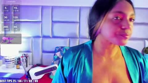 Nicky online show from December 2025 12:45:02 PM