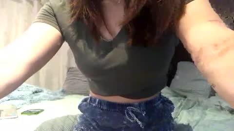 Queen Aria  online show from January 2025 10:40:01 PM