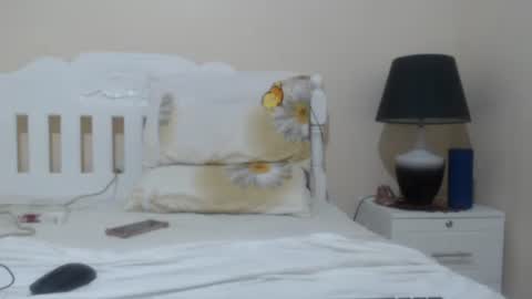 Angelquey online show from October 2025 10:12:02 AM