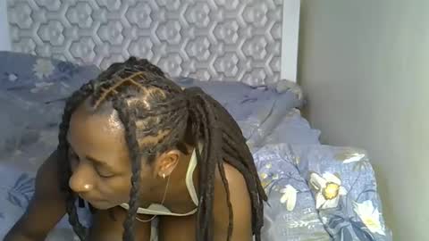 lovelytin online show from September 2025 10:48:02 PM