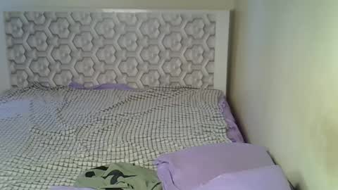 Snapshot of lovelytin chatting on February 2026 09:59:01 AM lovelytin online show from February 2026 09:59:01 AM