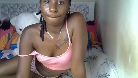 Snapshot of lovelytin chatting on February 2026 11:53:01 AM lovelytin online show from February 2026 11:53:01 AM