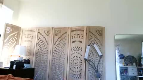 lovelyxmacii online show from May 2026 11:02:01 PM