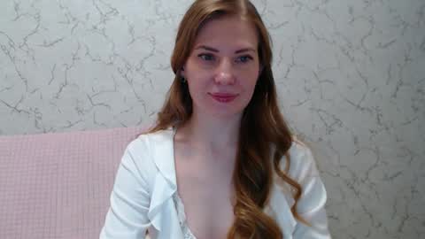 Mary Love online show from September 2025 03:23:02 PM