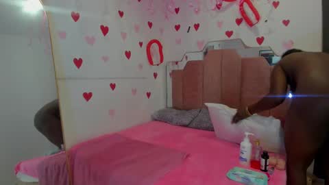 Snapshot of lovequeen02 chatting on February 2025 12:16:02 PM L O V E online show from February 2025 12:16:02 PM