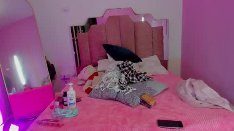 Snapshot of lovequeen02 chatting on March 2025 11:49:02 AM L O V E online show from March 2025 11:49:02 AM