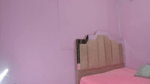 Snapshot of lovequeen02 chatting on October 2025 12:02:02 PM L O V E online show from October 2025 12:02:02 PM