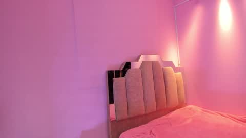 Snapshot of lovequeen02 chatting on October 2025 11:41:02 AM L O V E online show from October 2025 11:41:02 AM