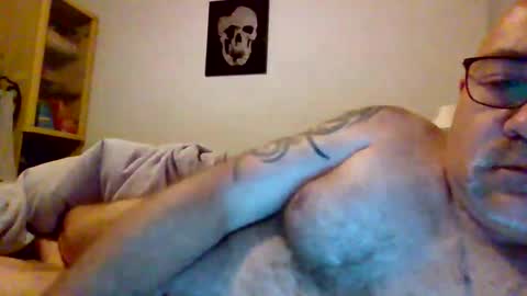 lover010983 online show from September 2025 04:56:01 AM