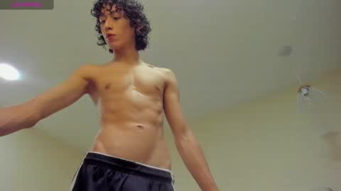 Snapshot of loverboy8_ chatting on December 2024 06:14:01 AM loverboy8_ online show from December 2024 06:14:01 AM