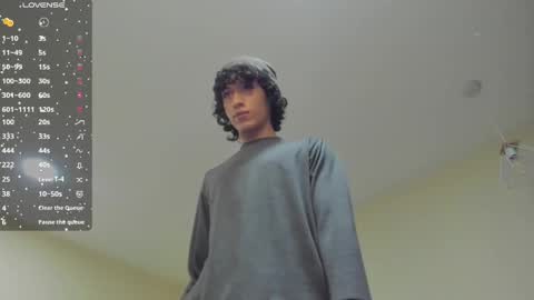 Snapshot of loverboy8_ chatting on December 2024 07:53:01 AM loverboy8_ online show from December 2024 07:53:01 AM
