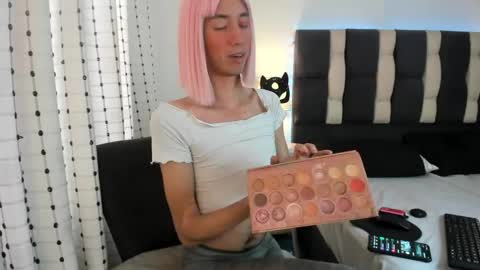 loverisu online show from October 2025 07:23:02 PM