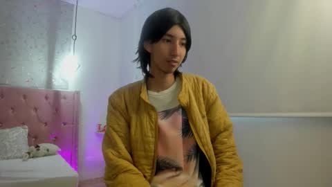 Snapshot of loverisu chatting on February 2026 09:24:02 PM loverisu online show from February 2026 09:24:02 PM