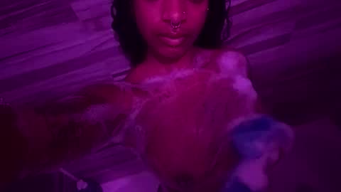 lovesalem online show from November 2025 04:03:02 AM