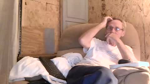 just here to have fun and cum online show from November 2025 12:33:02 PM