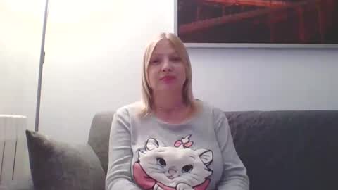 Marlyn online show from January 2025 11:06:02 PM