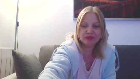 Marlyn online show from February 2025 09:58:01 PM