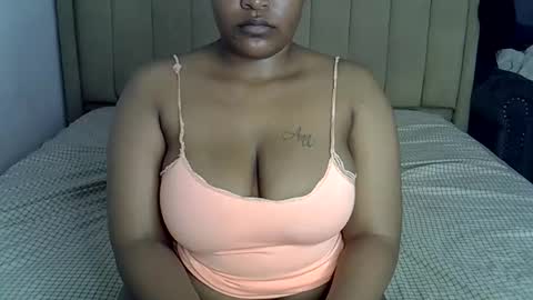 Snapshot of loveydivah chatting on April 2026 10:08:02 PM loveydivah online show from April 2026 10:08:02 PM