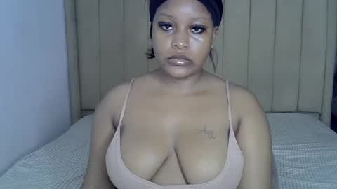 Snapshot of loveydivah chatting on June 2026 06:48:02 AM loveydivah online show from June 2026 06:48:02 AM