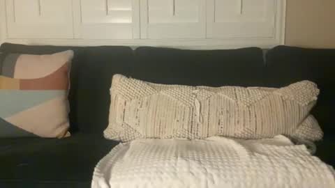 loveyourfate online show from November 2025 07:58:01 AM