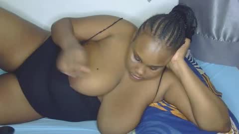 Snapshot of loveytiana chatting on April 2026 07:07:02 PM loveytiana online show from April 2026 07:07:02 PM