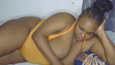 Snapshot of loveytiana chatting on April 2026 01:46:01 PM loveytiana online show from April 2026 01:46:01 PM