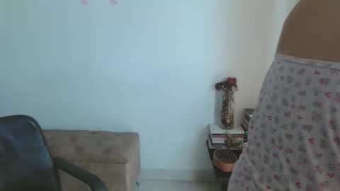 Snapshot of loving__lily chatting on November 2025 05:24:01 PM loving online show from November 2025 05:24:01 PM