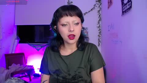 Snapshot of loving_alma chatting on June 2026 02:14:01 AM loving_alma online show from June 2026 02:14:01 AM